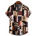 Camisa masculina Vinser Búzios de manga curta com estampa geométrica abstrata em tons terrosos, vinho, bege e preto, vista frontal.