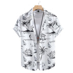 Camisa masculina Vinser Campeche branca manga curta com estampa náutica e coqueiros vista frontal