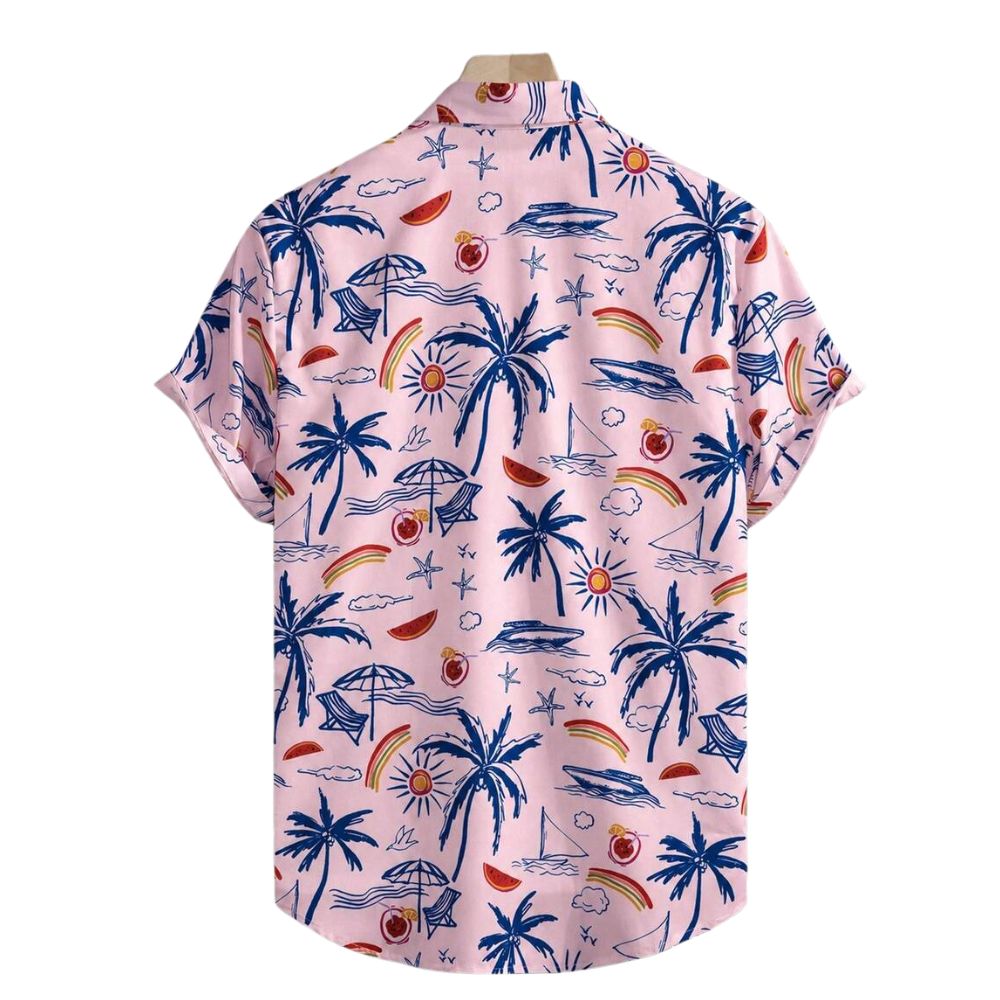 Camisa masculina Vinser Canoa rosa com estampa tropical de coqueiros, barcos e elementos de praia vista de costas.