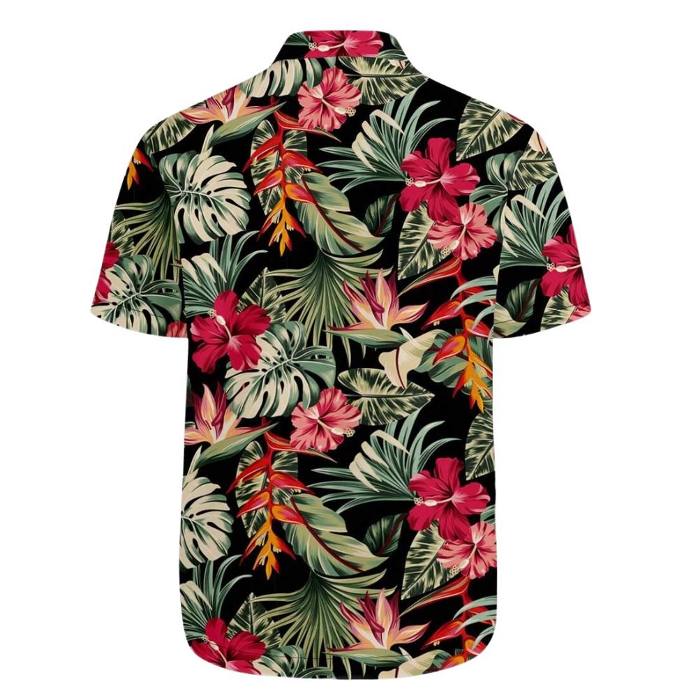 Costas da camisa masculina Vinser Coqueiros preta com estampa tropical de folhas verdes e flores vermelhas, manga curta e acabamento premium
