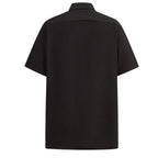 Vista traseira da Camisa Vinser Eclipse na cor preta, com modelagem de manga curta, caimento leve, tecido texturizado e acabamento refinado, ideal para um visual casual sofisticado.