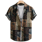 Frente da Camisa Vinser Mosaico, com estampa em patchwork de padrões geométricos e florais nos tons de preto, verde-musgo, bege e marrom, confeccionada em tecido leve com caimento confortável.