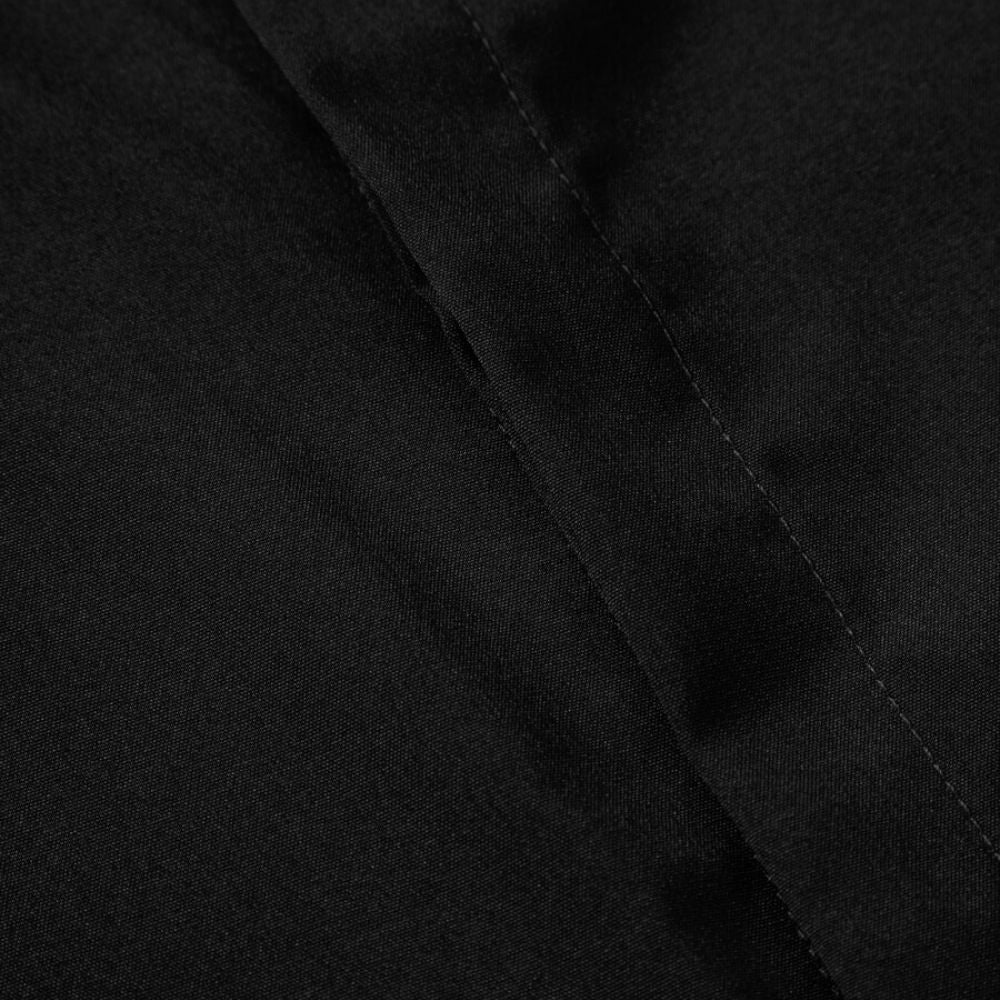 Detalhe do tecido preto da Camisa Vinser Osaka