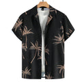 Camisa masculina Vinser Palm Noir vista frontal, com estampa de palmeiras em tons terrosos sobre fundo preto, modelagem de manga curta, gola cubana e caimento leve.