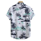Camisa masculina Vinser Praia do Forte estampada, vista traseira, com manga curta, fundo branco e estampa tropical de coqueiros em tons de preto e verde-água. Tecido leve, respirável e acabamento premium.