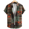 Vista frontal da Camisa Vinser Terral com estampa patchwork em tons de terracota, verde-musgo, bege e marrom, manga curta, gola tradicional e caimento leve, ideal para um visual casual sofisticado e confortável.