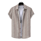 Camisa Vinser Traço Terroso branca com estampa geométrica marrom e detalhes em linhas